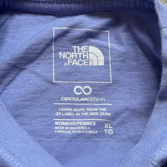 The North Face Shirt Womens XL Lilac Floral Graphic Tee Never Stop Exploring - Picture 3 of 11